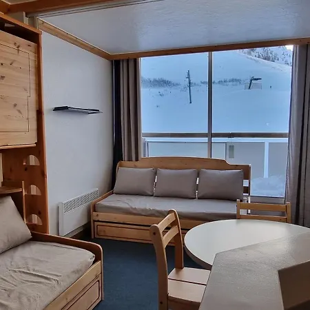 Apartment Divisible Aux Pieds Avec Balcon A Aime 2000 La Plagne