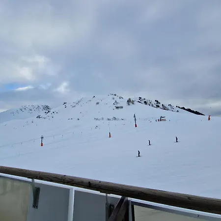 Divisible Aux Pieds Avec Balcon A Aime 2000 - Fr-1-181-2619 Apartman *