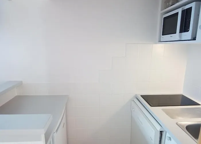 Divisible Aux Pieds Avec Balcon A Aime 2000 - Fr-1-181-2619 Apartman