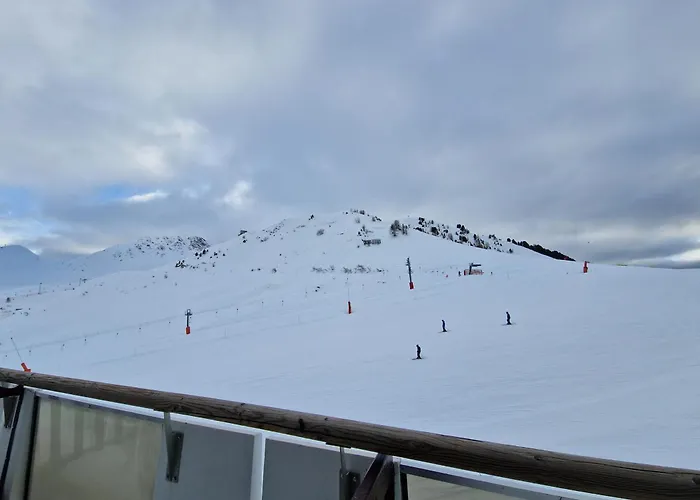 Divisible Aux Pieds Avec Balcon A Aime 2000 - Fr-1-181-2619 Apartman *